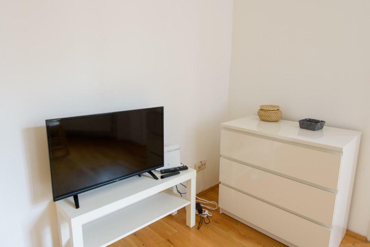 Central Living Apartment 1090 Wenen Buitenkant foto
