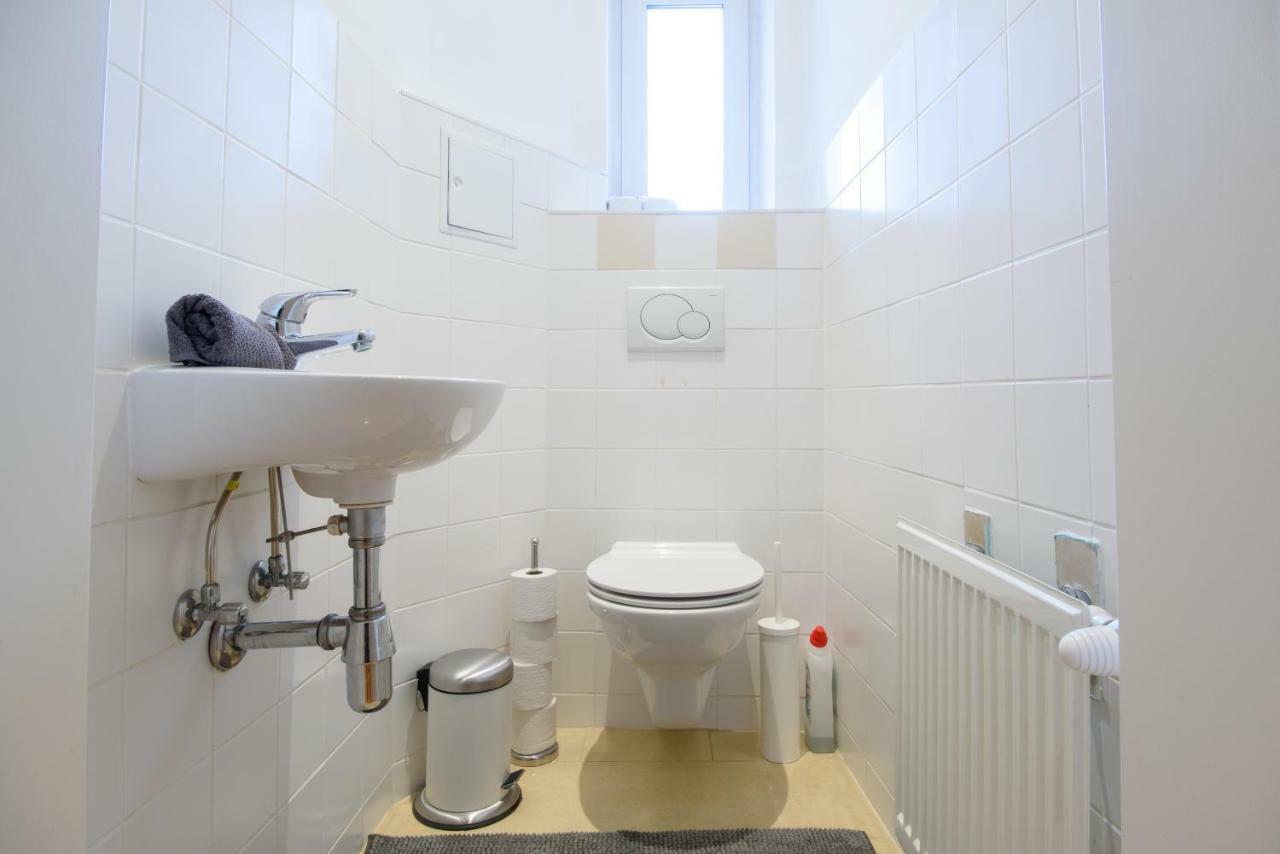 Central Living Apartment 1090 Wenen Buitenkant foto